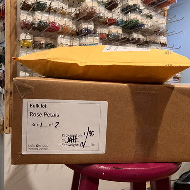 Rose Petals (bulk lot)