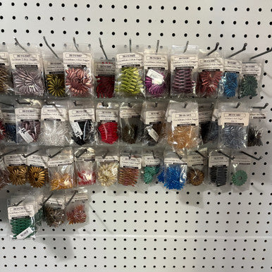 CzechMates 2-Hole Daggers (bulk lot)