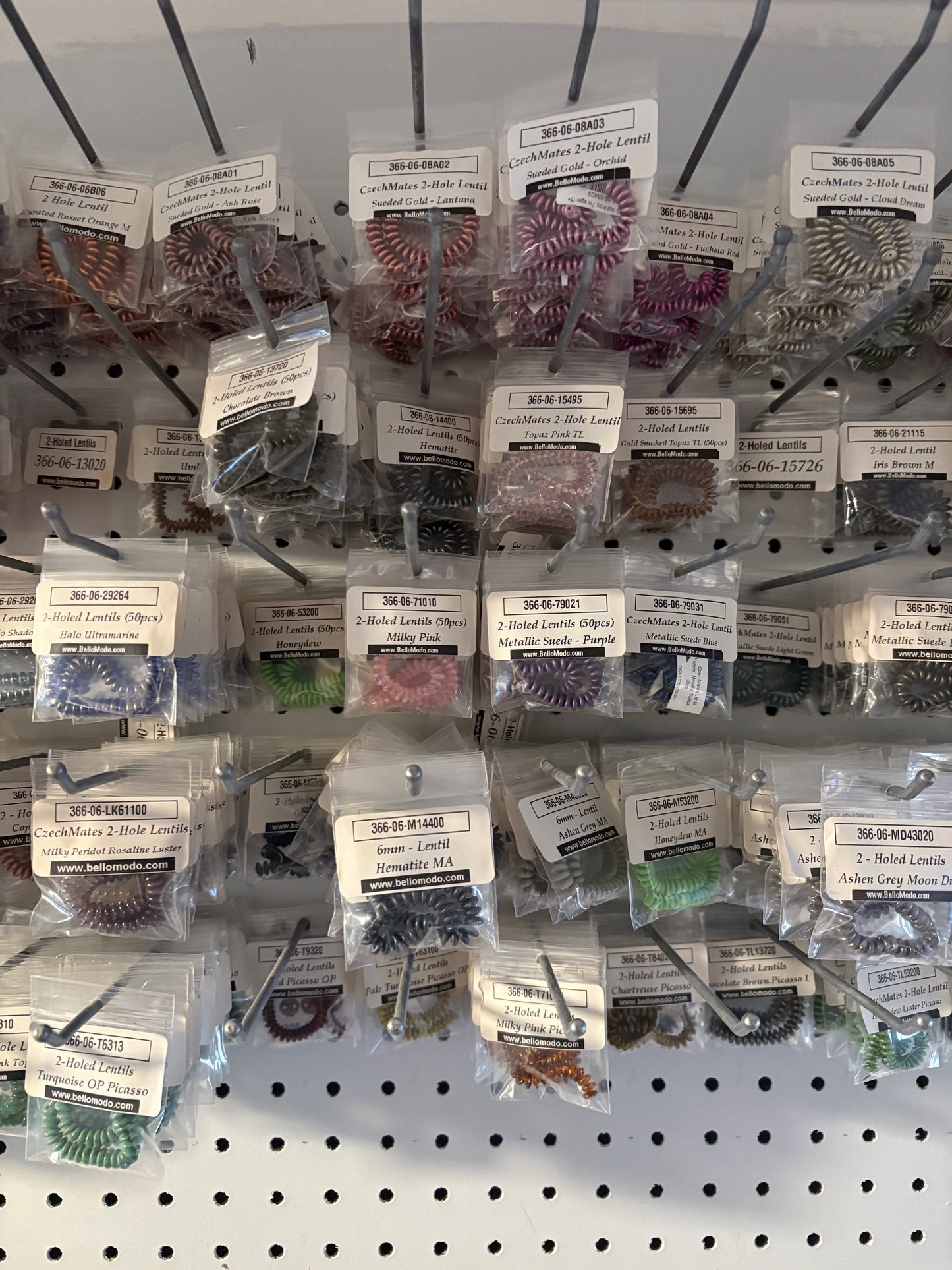 CzechMates 2-Hole Lentils (bulk lot)