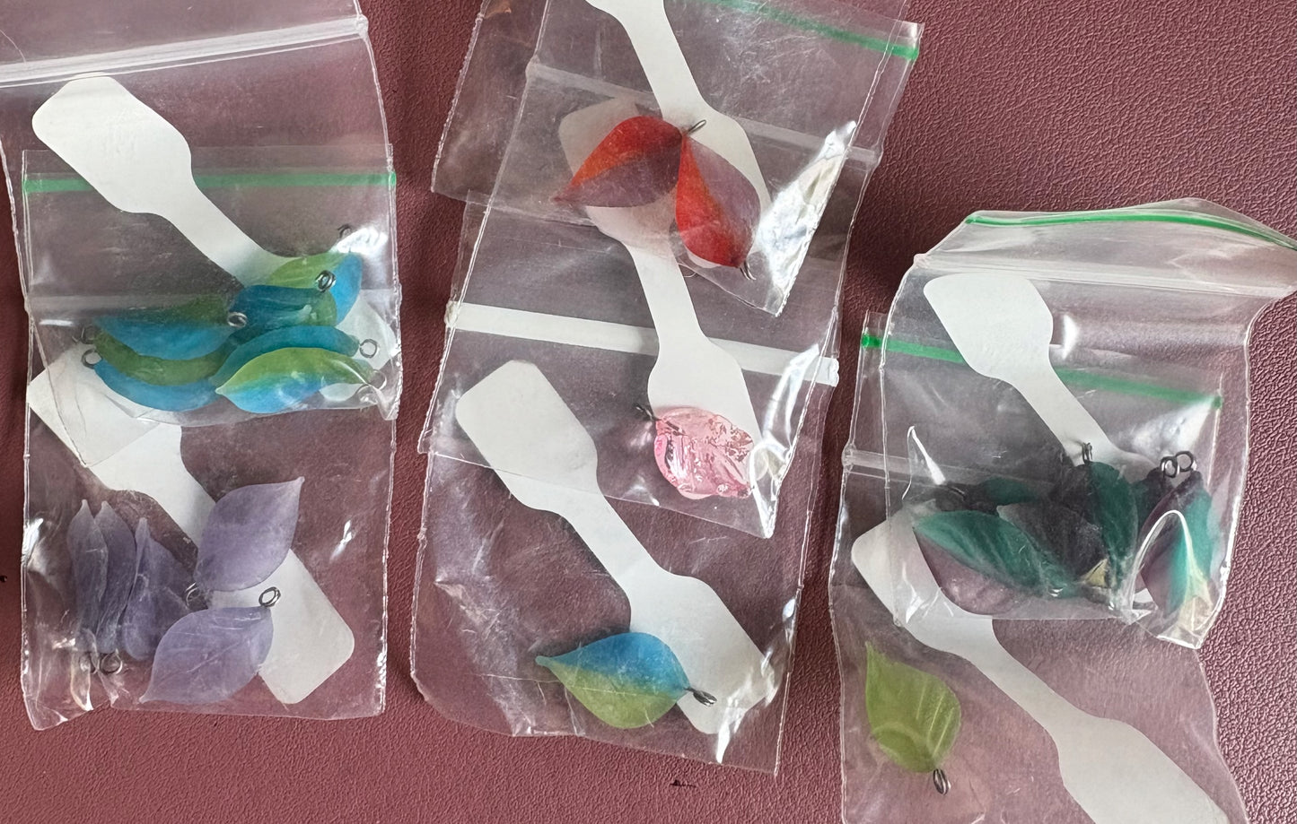 Leaf Shaped Beads (bulk lot)
