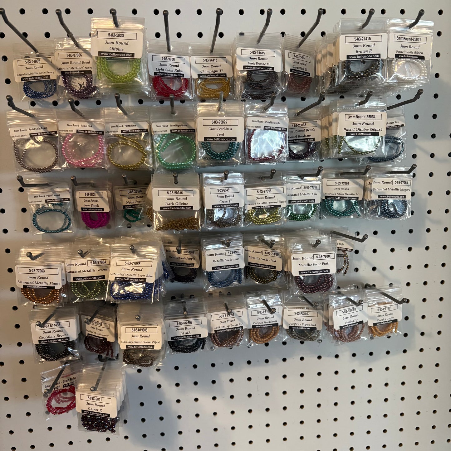 3mm Round Beads (bulk lot)